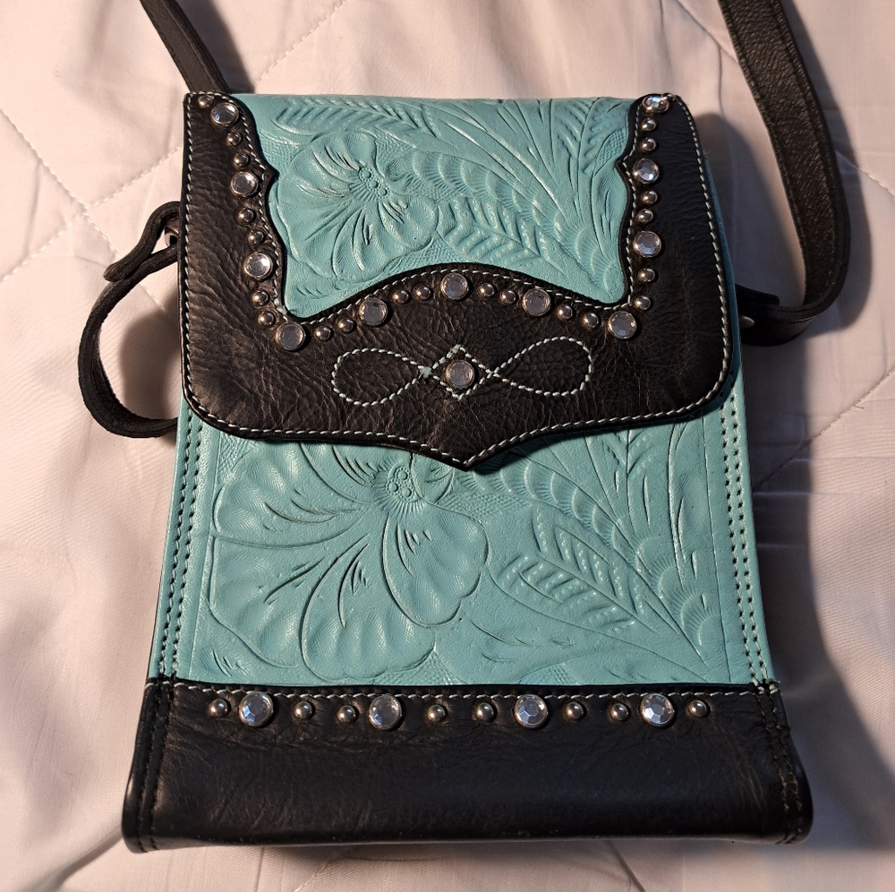 Western cross body